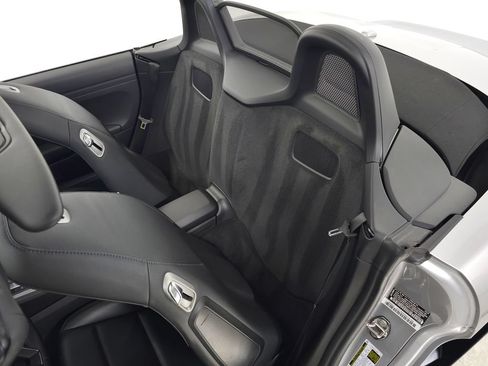 Used 2018 Porsche 718 Boxster RWD image 32