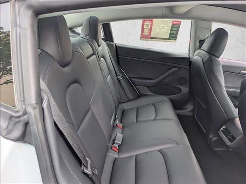 Used 2023 Tesla Model 3 Standard Range image 16