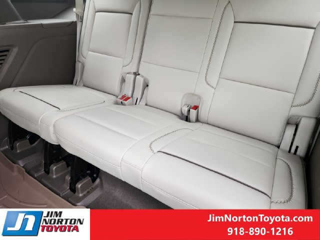 Used 2026 GMC Yukon Denali AWD/4WD image 31