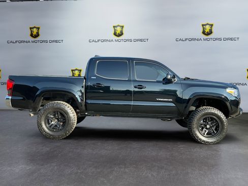 Used 2021 Toyota Tacoma SR5 image 2