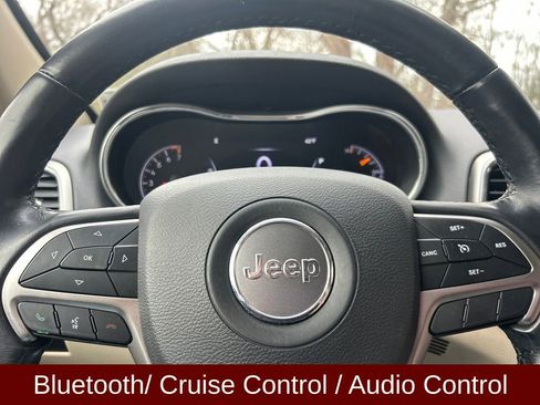 Used 2021 Jeep Grand Cherokee Laredo image 14