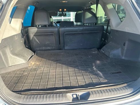 Used 2012 Toyota Prius V Five FWD image 10