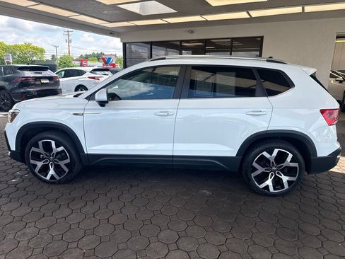 Used 2022 Volkswagen Taos SEL AWD/4WD image 10