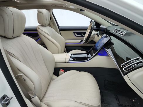Certified 2023 Mercedes-Benz S 500 4MATIC image 19