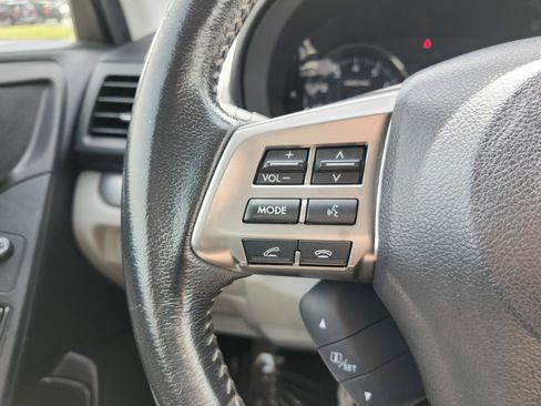 Used 2014 Subaru Forester 2.5i Touring AWD/4WD image 34