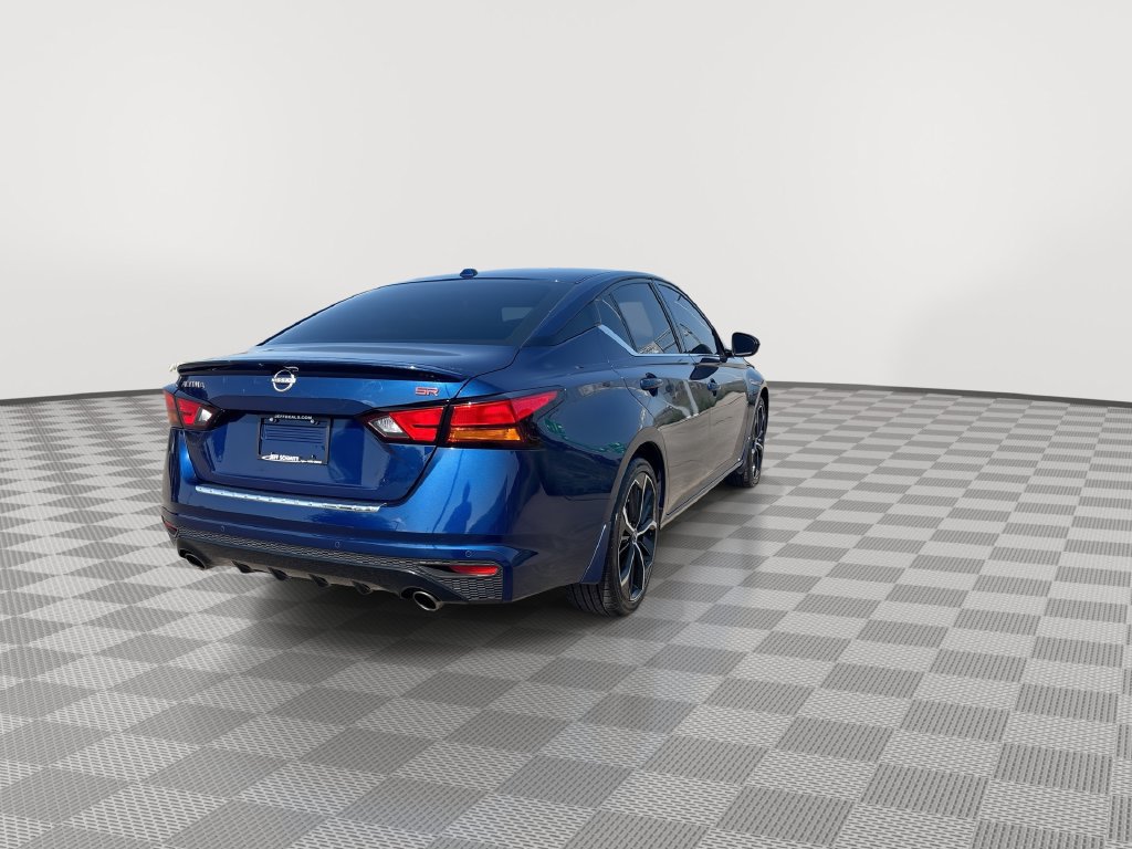 Certified 2023 Nissan Altima 2.5 SR FWD image 12