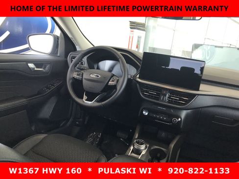 Used 2025 Ford Escape SE w/ Class II Trailer Tow Package FWD image 5