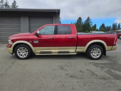 Used 2015 RAM 1500 Laramie Longhorn image 2