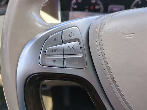 Used 2016 Mercedes-Benz S 550 Sedan image 32
