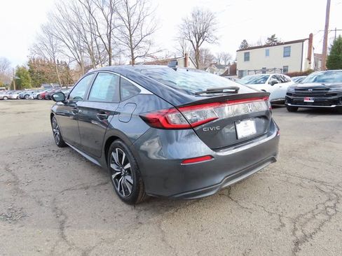 Certified 2022 Honda Civic EX-L image 4