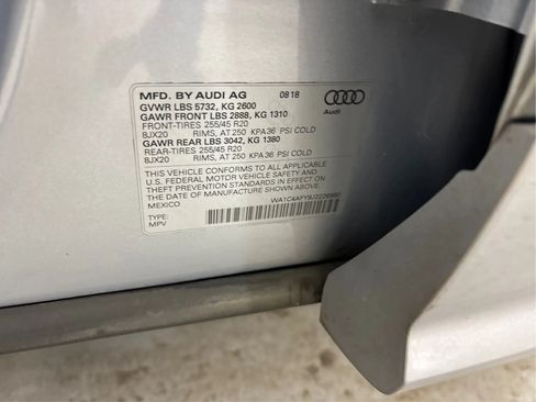 Used 2018 Audi SQ5 Prestige AWD/4WD image 30