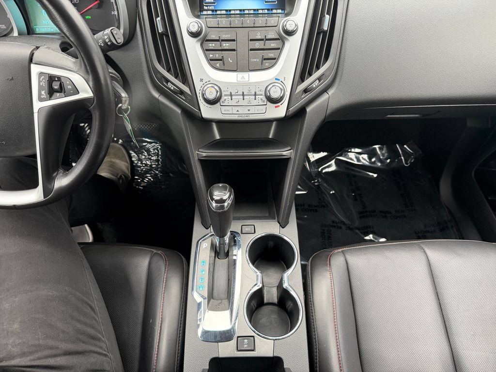 Used 2017 Chevrolet Equinox Premier FWD image 27