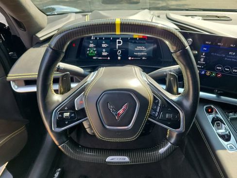 Used 2023 Chevrolet Corvette Z06 RWD image 34
