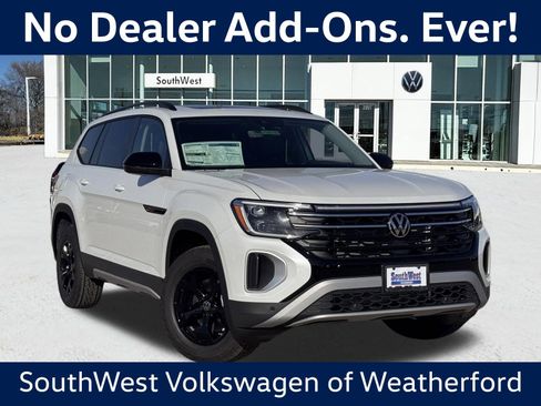 New 2026 Volkswagen Atlas Peak Edition image 1