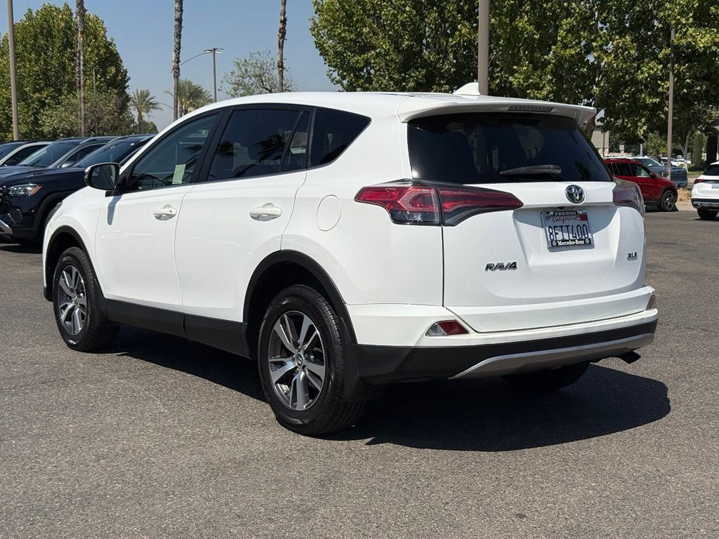 Used 2018 Toyota RAV4 XLE w/ All Weather Liner Package FWD image 6