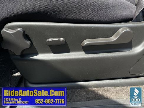 Used 2011 Chevrolet Avalanche LS w/ Regional Value Package AWD/4WD image 32