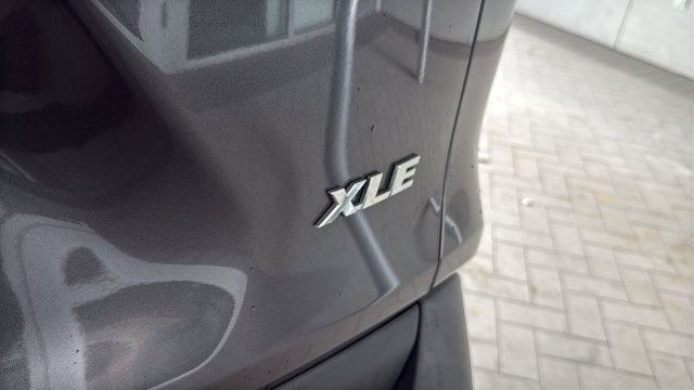 Used 2024 Toyota RAV4 XLE w/ Convenience Package FWD image 8
