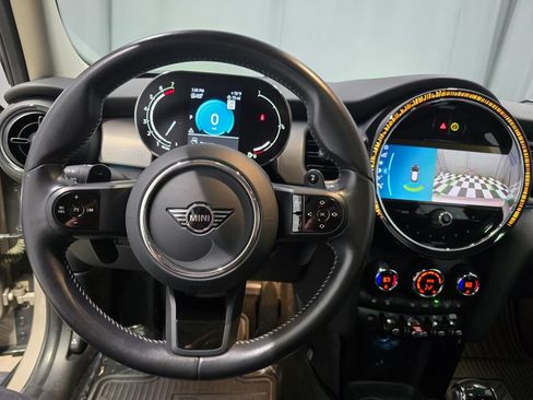 Used 2024 MINI Cooper S FWD image 17