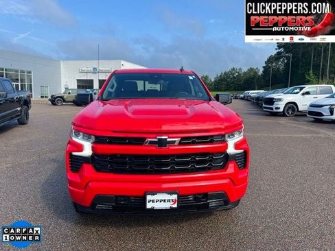 Used 2022 Chevrolet Silverado 1500 RST w/ Convenience Package II AWD/4WD image 9