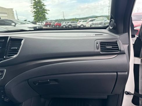 Used 2024 Honda Passport TrailSport image 20