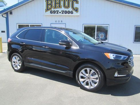 Used 2024 Ford Edge Titanium AWD/4WD image 1