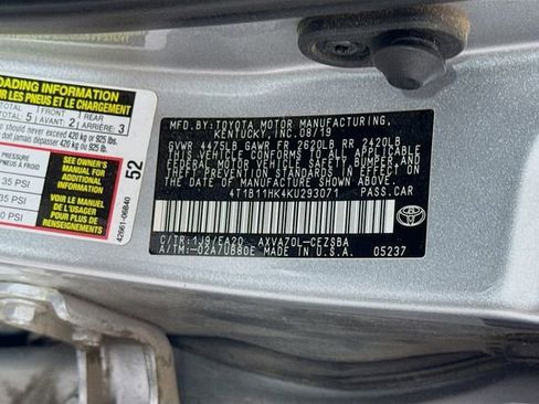 Certified 2019 Toyota Camry SE image 29