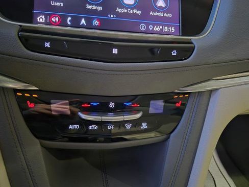 Used 2020 Cadillac XT5 Premium Luxury AWD/4WD image 22