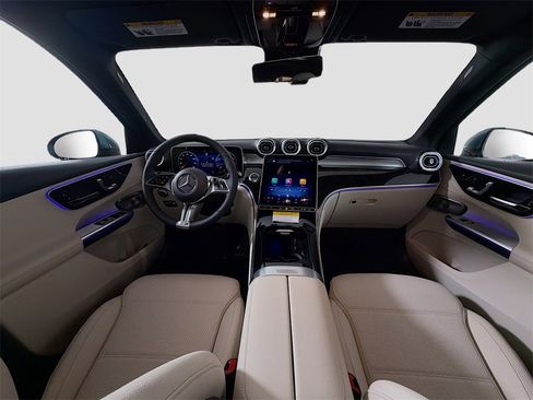 New 2026 Mercedes-Benz GLC 300 GLC 300 image 9