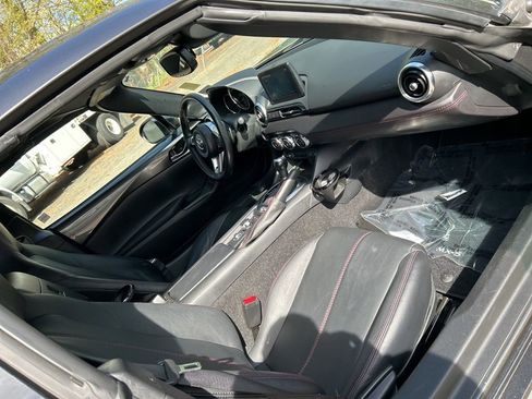 Used 2019 MAZDA MX-5 Miata RF Grand Touring image 30