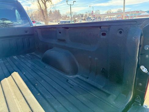 Used 2011 GMC Sierra 1500 W/T image 15