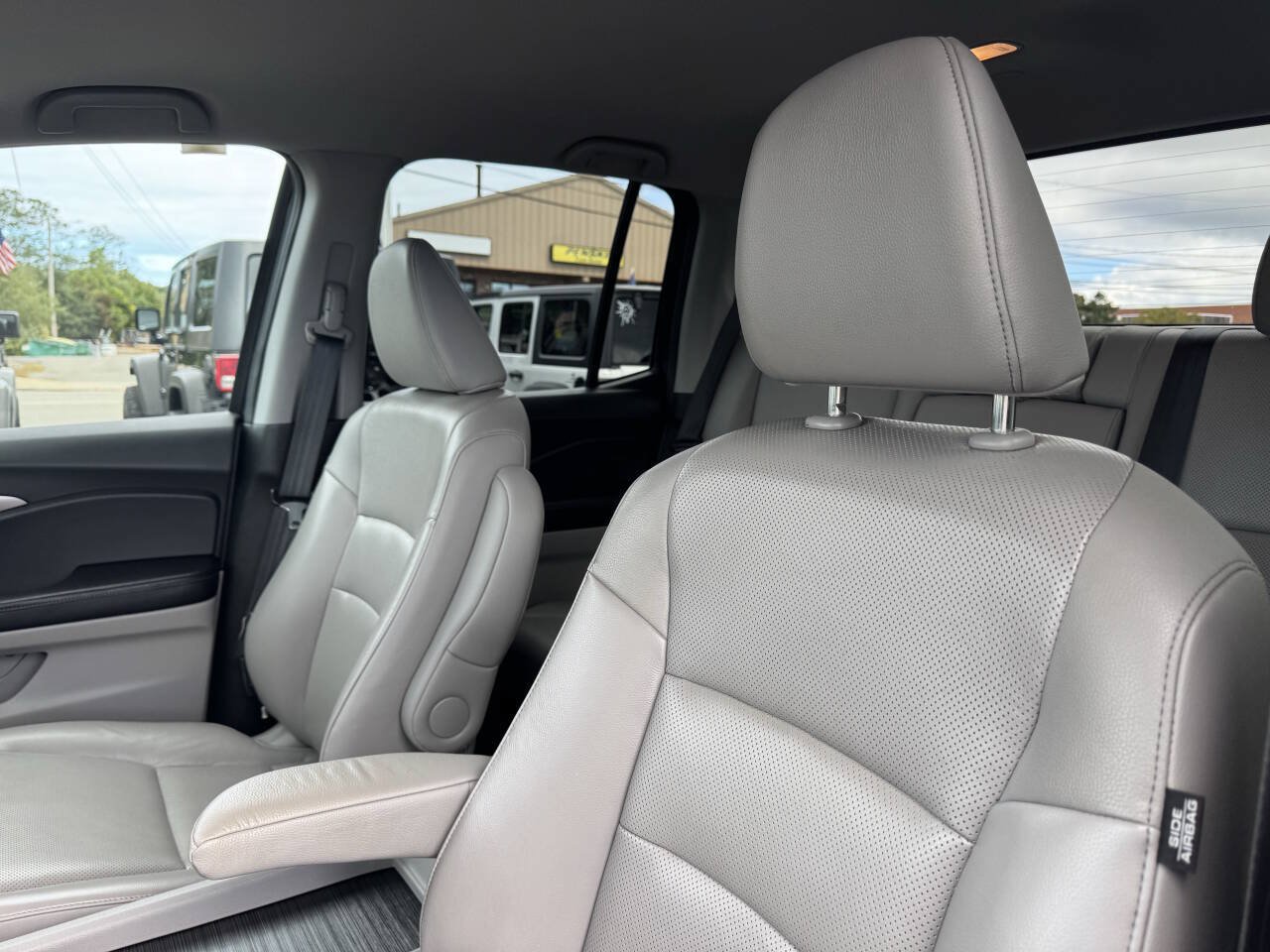 Used 2018 Honda Ridgeline RTL image 15