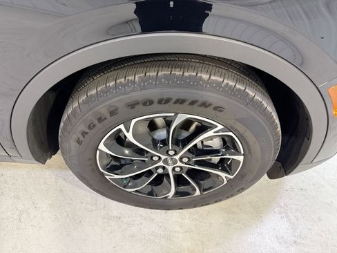 New 2026 Lincoln Nautilus Premier image 29