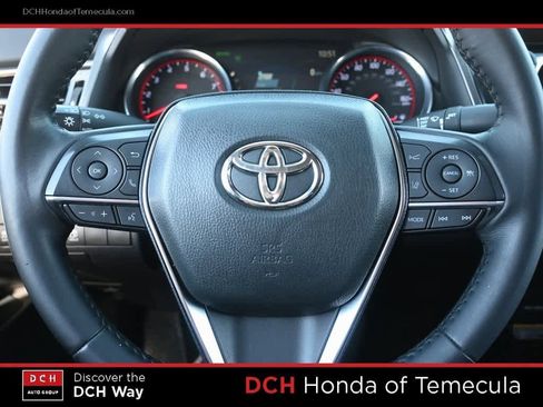 Used 2020 Toyota Camry XSE image 10