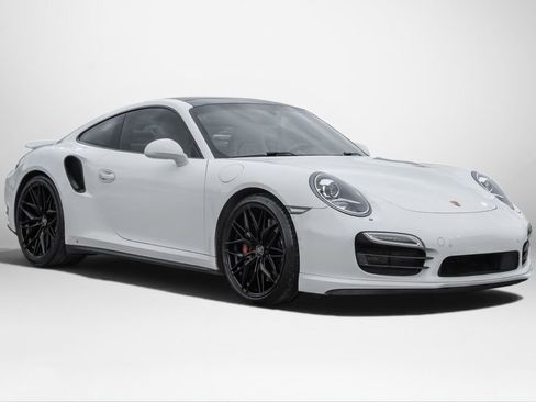 Used 2014 Porsche 911 Turbo AWD/4WD image 4