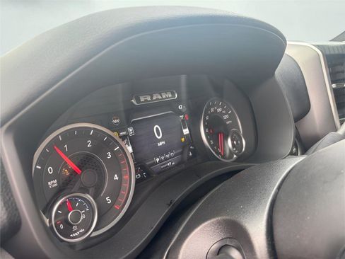 New 2026 RAM 3500 Big Horn AWD/4WD image 24