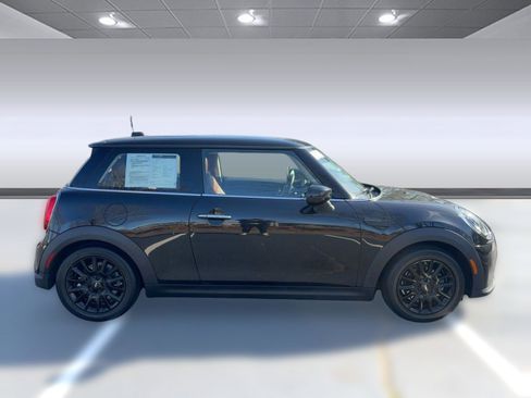 Certified 2023 MINI Cooper 2-Door Hardtop w/ Signature Upholstery Package image 8