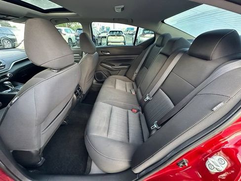 Used 2019 Nissan Altima 2.5 SV FWD image 25