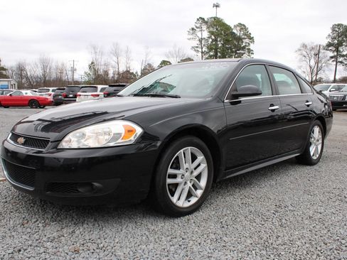 Used 2016 Chevrolet Impala LTZ FWD image 3