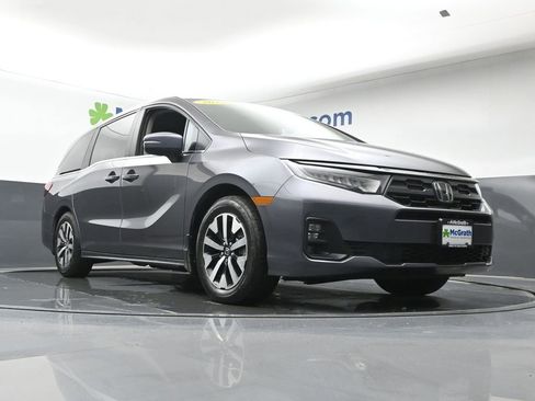 Used 2025 Honda Odyssey EX-L image 26