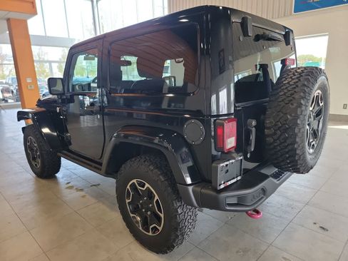 Used 2015 Jeep Wrangler Rubicon AWD/4WD image 7