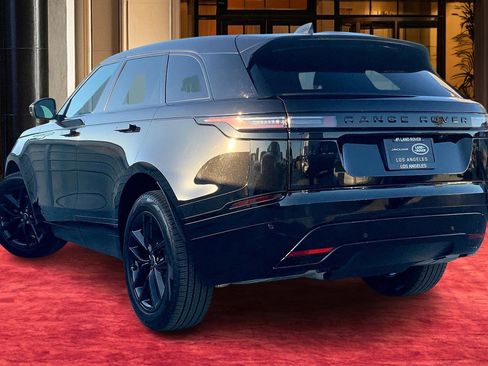 New 2025 Land Rover Range Rover Velar Dynamic SE image 3