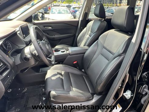 Used 2023 Nissan Rogue SV w/ SV Premium B Package AWD/4WD image 7