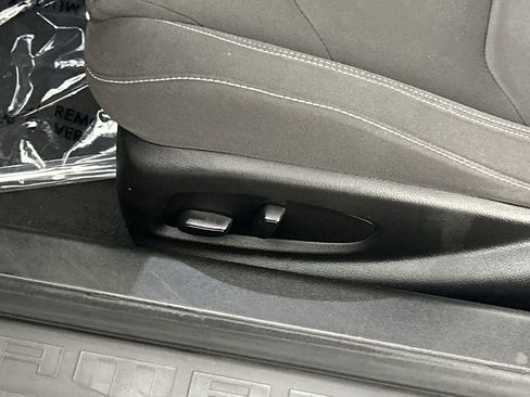 Used 2023 Chevrolet Camaro LT image 20