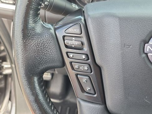 Used 2022 Nissan Frontier SV AWD/4WD image 19