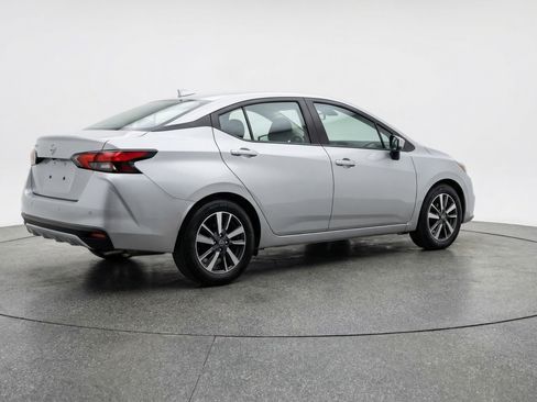 Used 2025 Nissan Versa SV FWD image 9
