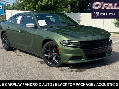 Used 2020 Dodge Charger SXT w/ Blacktop Package
