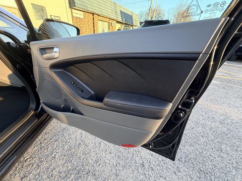 Used 2018 Kia Forte LX image 41