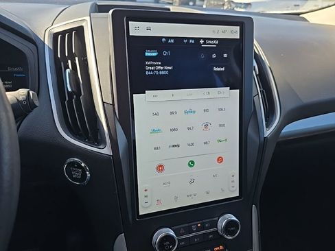 Used 2024 Ford Edge SEL w/ Convenience Package image 3