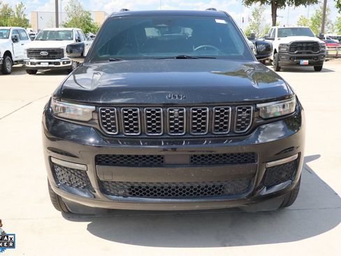 Used 2023 Jeep Grand Cherokee L Summit AWD/4WD image 9