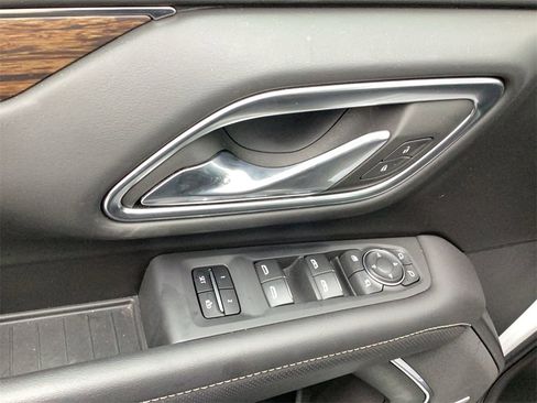 Used 2024 Chevrolet Tahoe Premier image 12